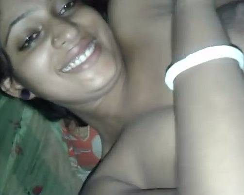 Dammn Beautiful Sexy Desi Gf Naked Valentine Video