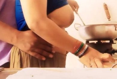 Desi Couple Enjoying Live Sex On Sakura App