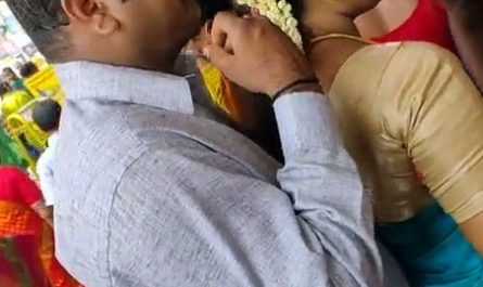 Desi Pervert Uncle Jacking Big Ass Aunty