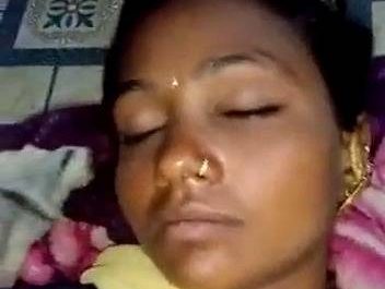 Drunk Desi Village Lady Pussy Exposed XXX Indian Porn