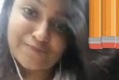 Hot Desi Sexy Gf Showing Yummy Boobs