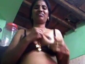 Indian Bored Aunty Showing Sexy Tits Desi XXX