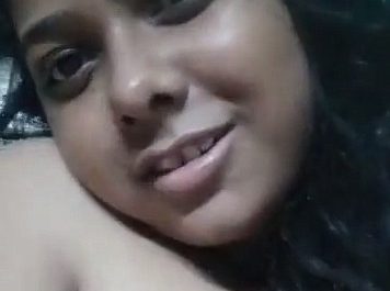 Indian Horny Sexy Aunty Playing Nude
