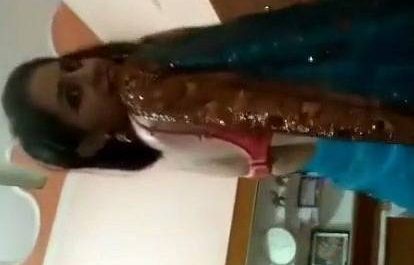 Indian Sexy Bhabhi Undress Saree Desi Porn