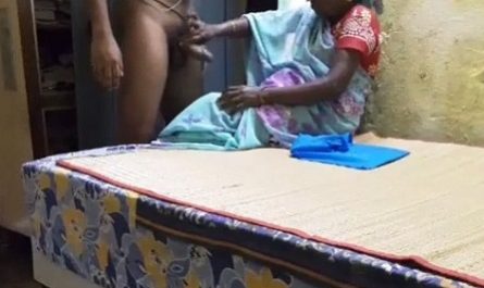Indian Mature Maid Handjob And Cumload