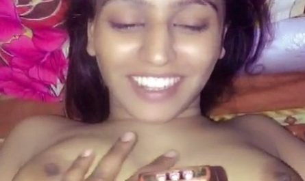 Sexy Beautiful Desi Sandra Nude Sex