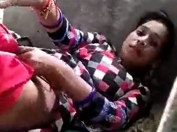 Village Outdoor Fucking Caught Red Handed Dehati Porn Video