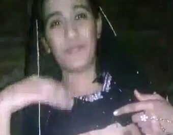 Dehati Sexy Desi Strip XXX Show