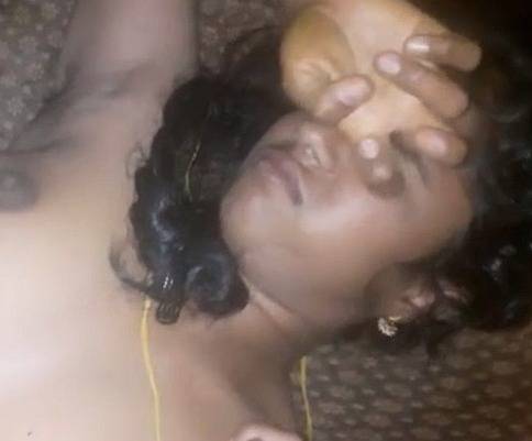 Amateur Hot Tamil Bhabhi Nude Desi Mms