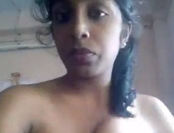 Horny Anjusha Desi Nude Mms Selfie Show
