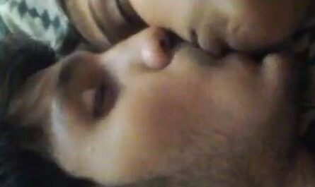 Beautiful Horny Desi Lovers Oral Romance