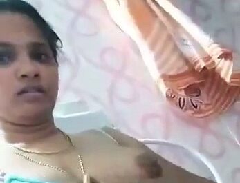 Pyasi Chut Fingering Sexy Desi Selfie XXX Video