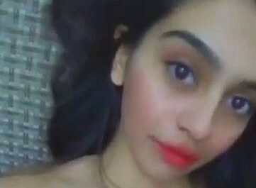 Cute Indian Sexy Girl Naked Tease XXX Video