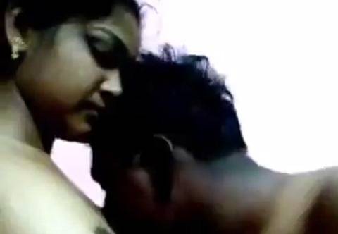 Dehati Sexy Boob Sucking Desi Mms