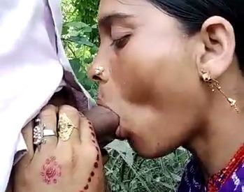 Dehati Bride Outdoor Deep Sucking Lund Of Politician