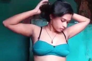 Dehati Gaon Ki Sexy Randi Stripping XXX Video