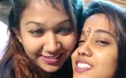 Slutty Desi Lesbian Kiss Romance
