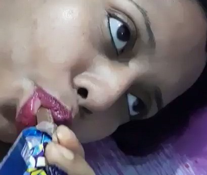 Eating Chocolate Before Sex Erotic Hot Video – Desi Randi Nude