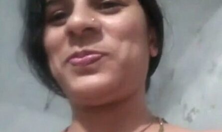 Desi Self Show - Horny Indian Aunty Masturbation Xxx Video