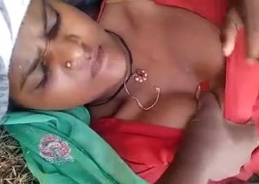 Dheere Dheere Dehati Milf Threesome Chudai