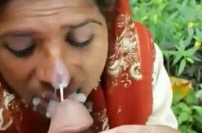 Naughty Aunty Dirty Desi Facial Xxx