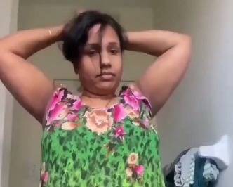 Fat Indian Hot Aunty Janaki Full Nude XXX Show