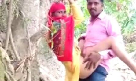 Indian Tarzan Style Outdoor Sex With Desi Mowgli