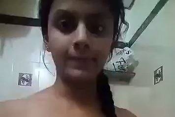 Indian Sexy Figure Girl Pen Masturbation Desi Mms