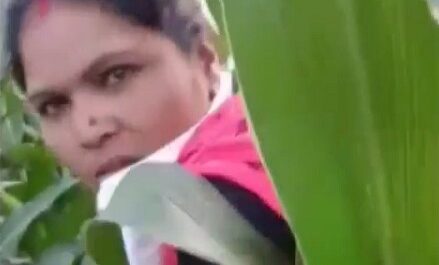 Mature Kamkaji Mahile Kamgar Cane Field Outdoor Sex