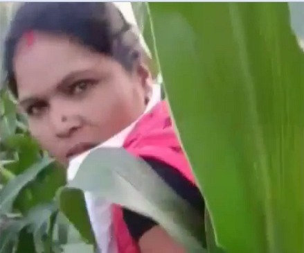 Mature Kamkaji Mahile Kamgar Cane Field Outdoor Sex