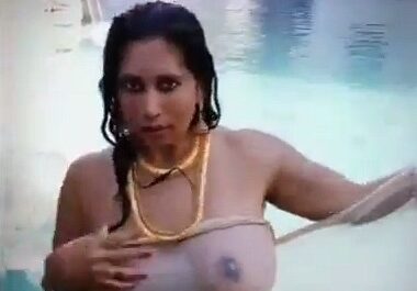 Malayali Sexy Aunty Nagna XXX Video