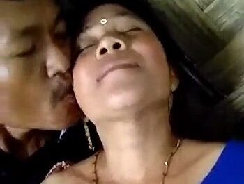 Manipuri Sexy Boob Sucking XXX Video