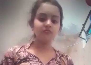 Naked Sexy Teen Desi Solo Striptease XXX