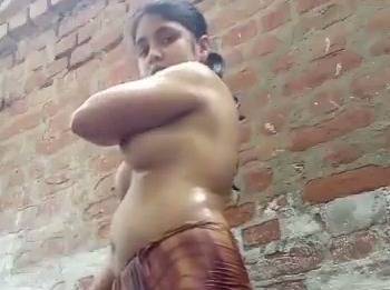 Nangi Nahati Hui Sexy Ladki Selfie Porn