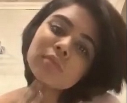 Sexy Oasi Das Titties