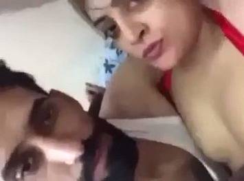 Pakistani Sexy Memsahib Cheating Xxx With Guard