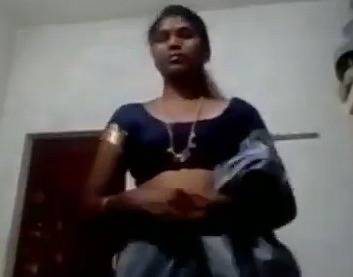 Saree Stripping Naughty Tamil Maami