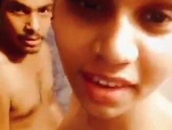 Sexy Desi Girl Bathroom XXX Video – Romantic Sex