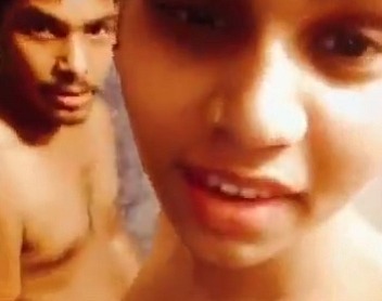 Sexy Desi Girl Bathroom XXX Video – Romantic Sex