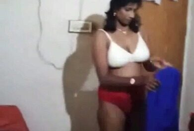 Tamil Hottie Meera Nude XXX Video