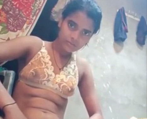 Dehati Sexy Village Girl Spreading Yoni Lips – Village Nude Porn Clips