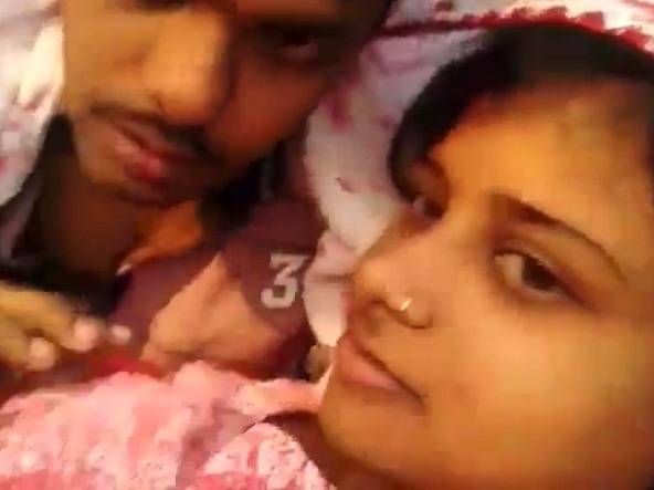 Village Romance Fondling Desi Mms XXX