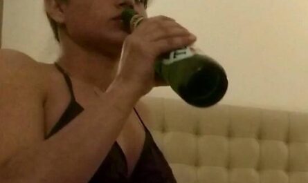 Slutty Hot Anamika Singh – Daru And Muthi