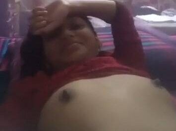 Bangladeshi Hot Babe Fariya Wahid Fingering Her Tight Pussy