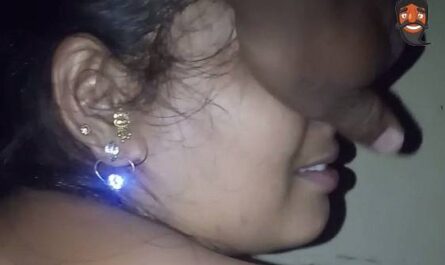 Big Ass Sexy Indian Hottie Gets Explored