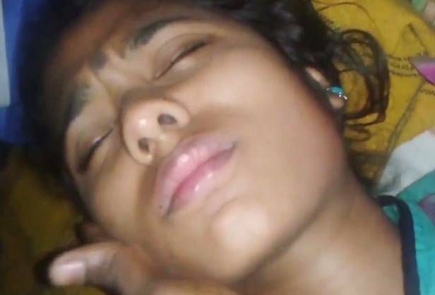 Desi Sexy Babe Closing Eyes And Accepting Hot Porn Video