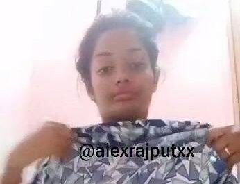 Sexy Rajput Girl Showing Xxx Video