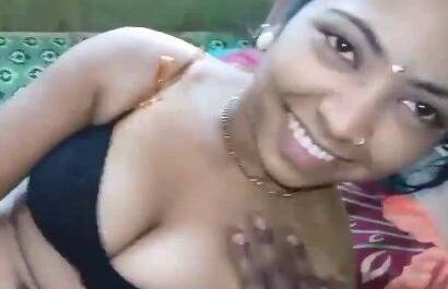 Shaved Pussy With Hot Bubbly Boobs Of Sexy Desi Girl
