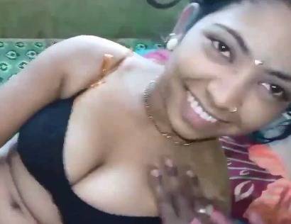 Shaved Pussy With Hot Bubbly Boobs Of Sexy Desi Girl