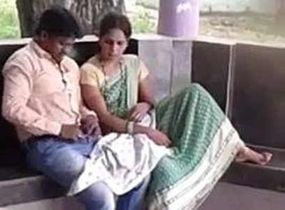 Slutty Wife Illegal Cock Sucking Outdoor In Park